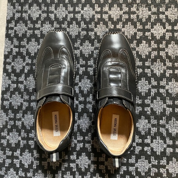 Steve Madden size 10 - Picture 2 of 4